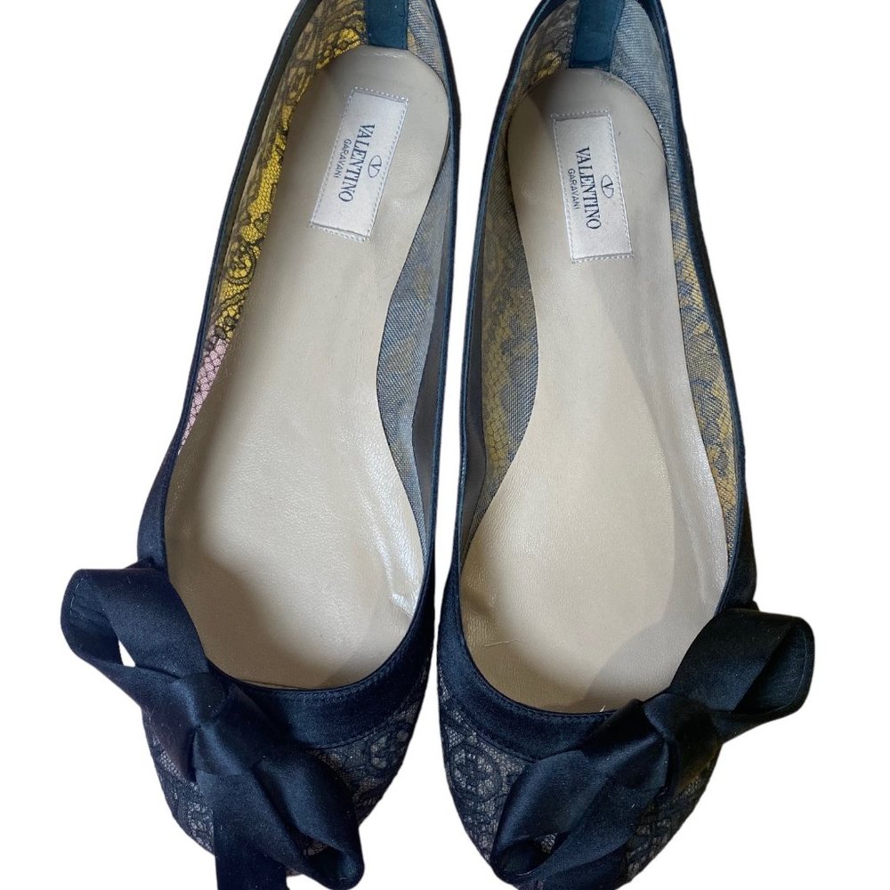 Valentino Lace Flats